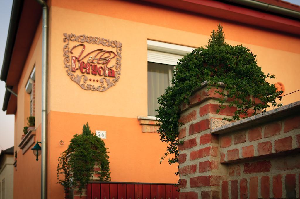 La Villa Pergola Szentgotthárd Buitenkant foto